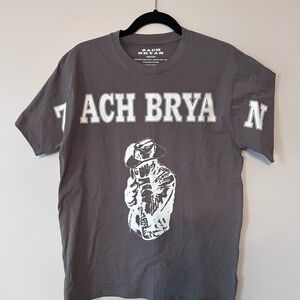 Gray Zach Bryan Concert Short Sleeve Tee with Graphic Print